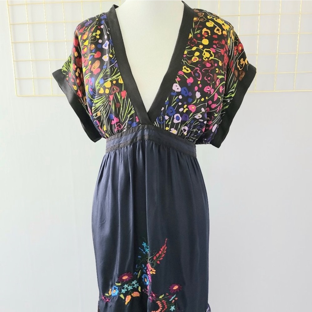 S O L D Fei Anthropologie Efflorescent 100% Silk Blue Floral Dress V-Neck Large - Picture 6 of 16